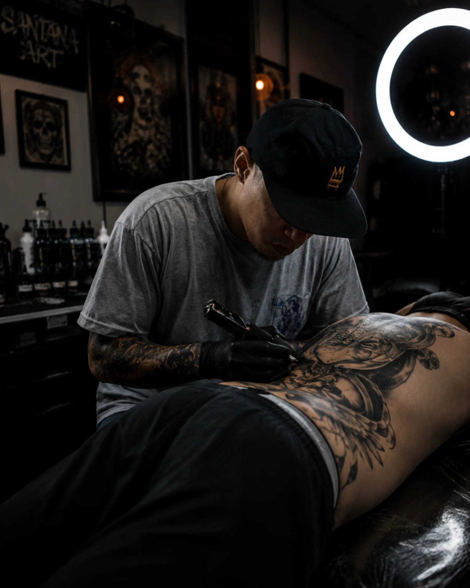 Sesión real de tatuaje en Santana Art